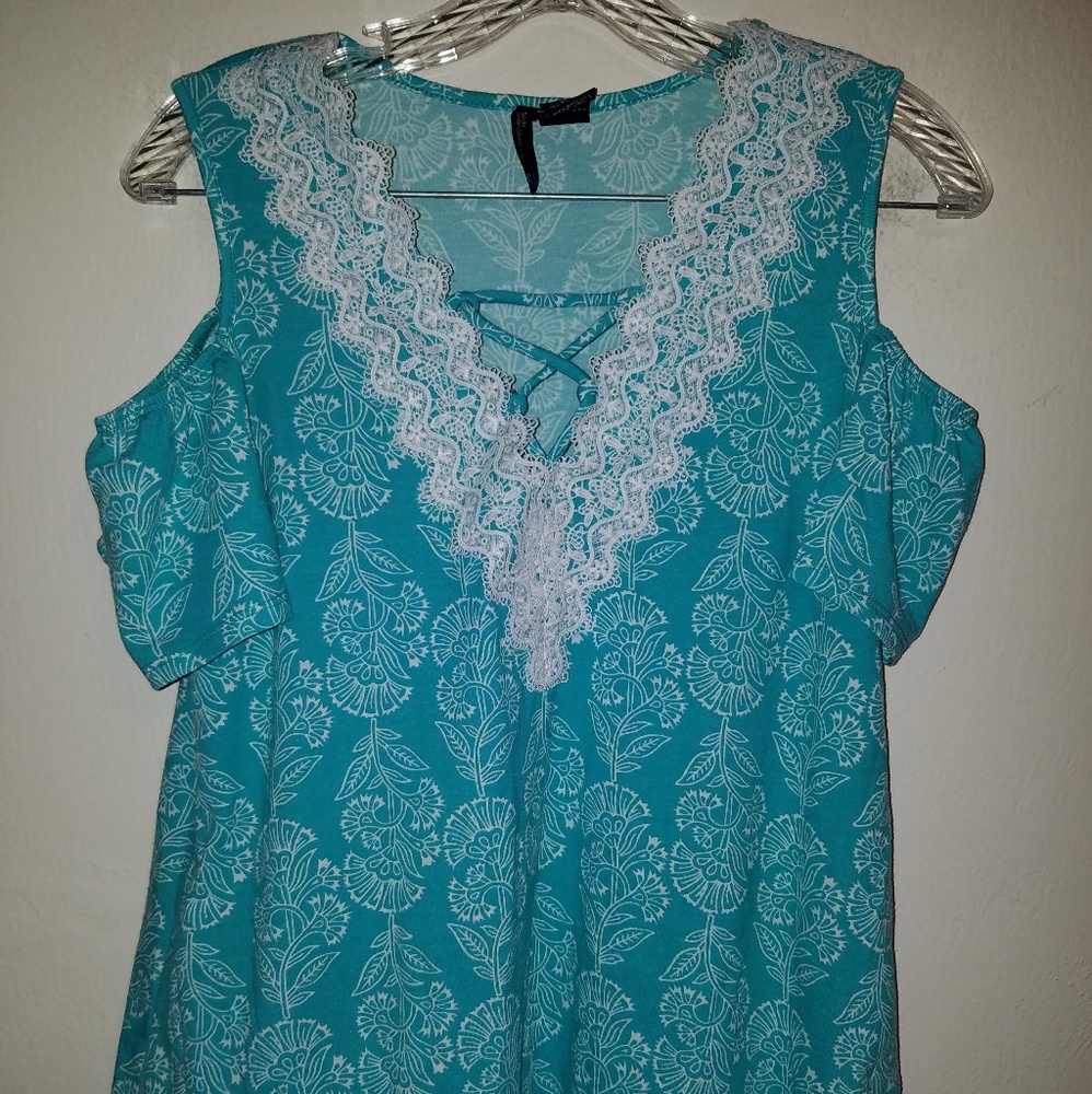 New directions petite medium perp shoulder Free